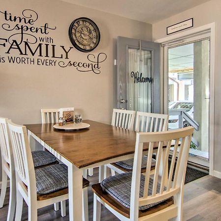 Airy Ocean City Condo On Canal Front With Deck! Exteriör bild