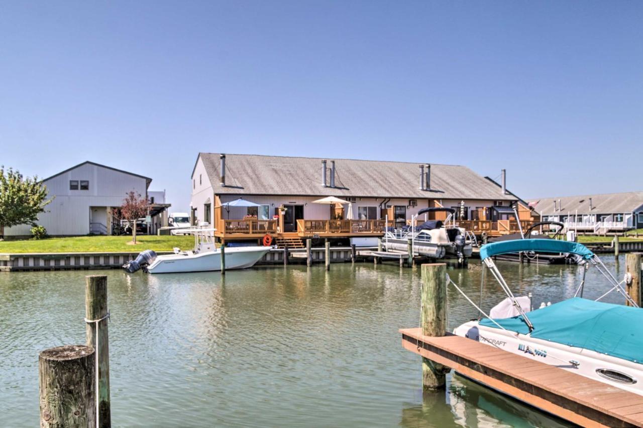 Airy Ocean City Condo On Canal Front With Deck! Exteriör bild