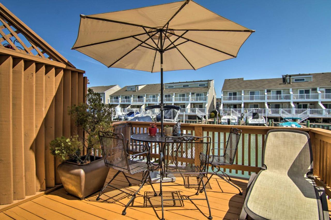 Airy Ocean City Condo On Canal Front With Deck! Exteriör bild